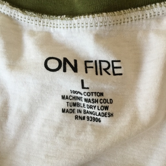 On Fire T Shirt Large Ivory Green "Be the Girl" - Picture 4 of 4